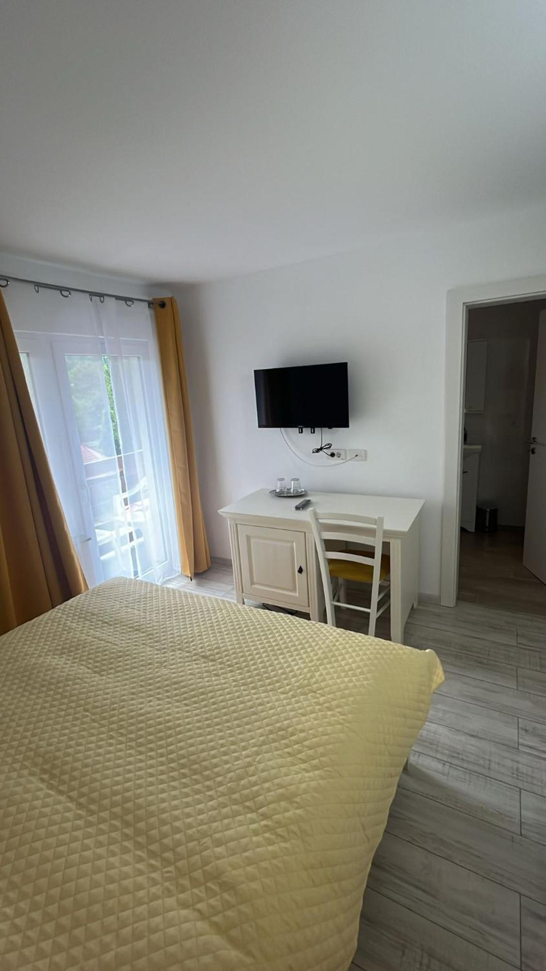 Vacation Villa Сучевица Экстерьер фото