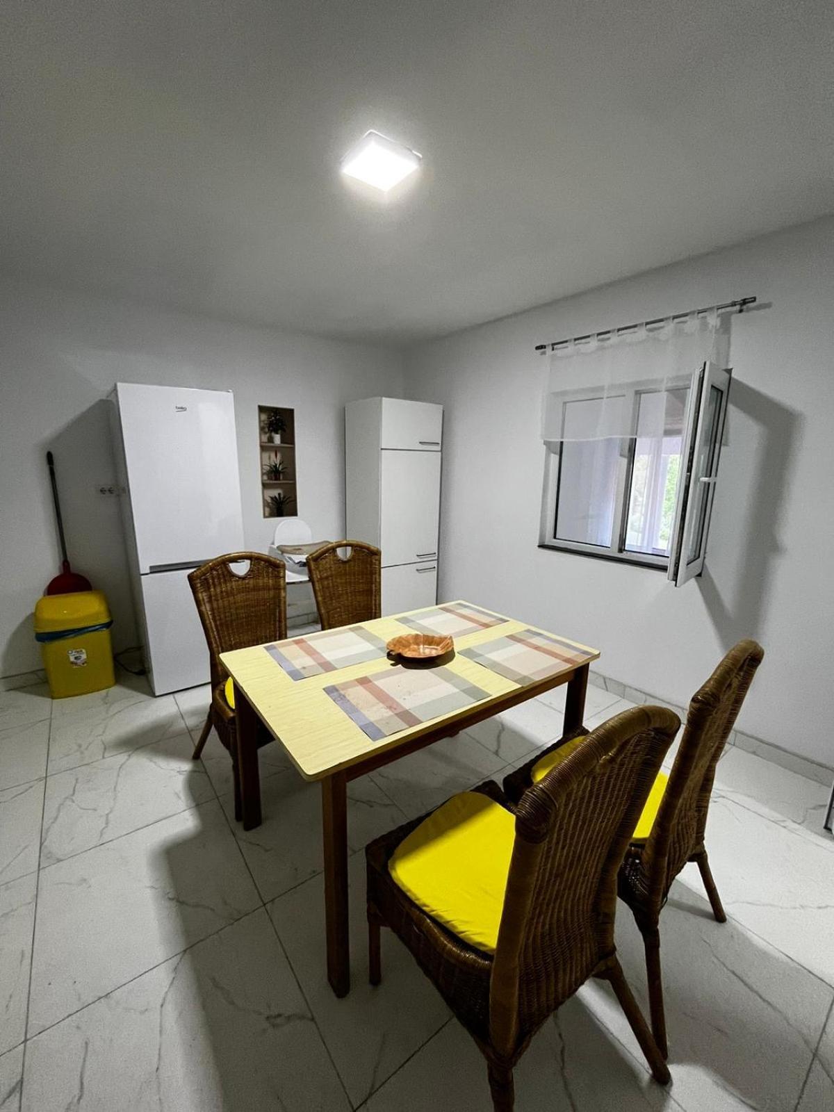 Vacation Villa Сучевица Экстерьер фото